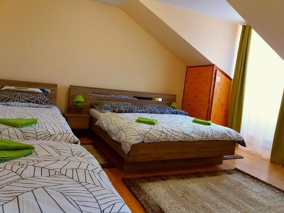 Bartok Ter Panzio Bed & Breakfast Eger Luaran gambar