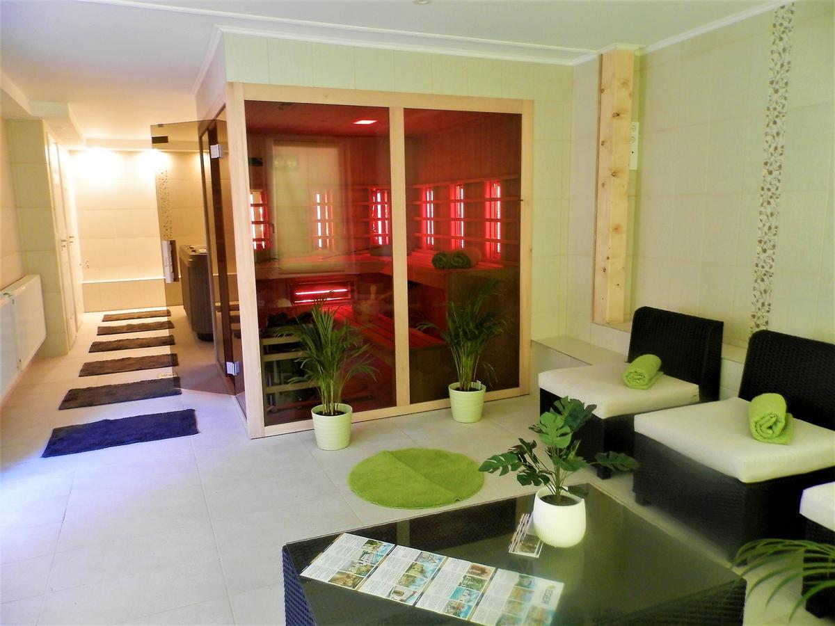 Bartok Ter Panzio Bed & Breakfast Eger Bilik gambar