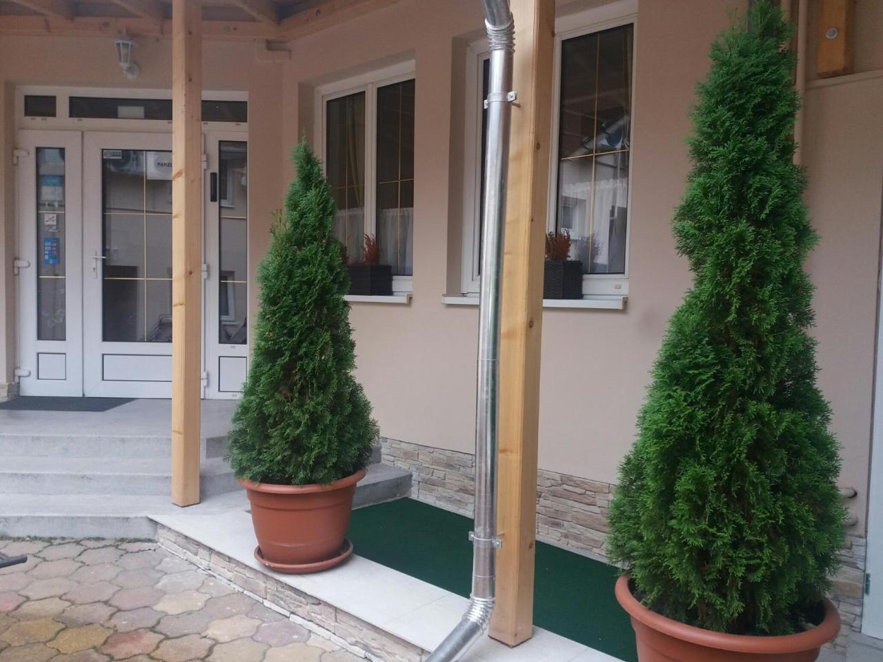 Bartok Ter Panzio Bed & Breakfast Eger Luaran gambar