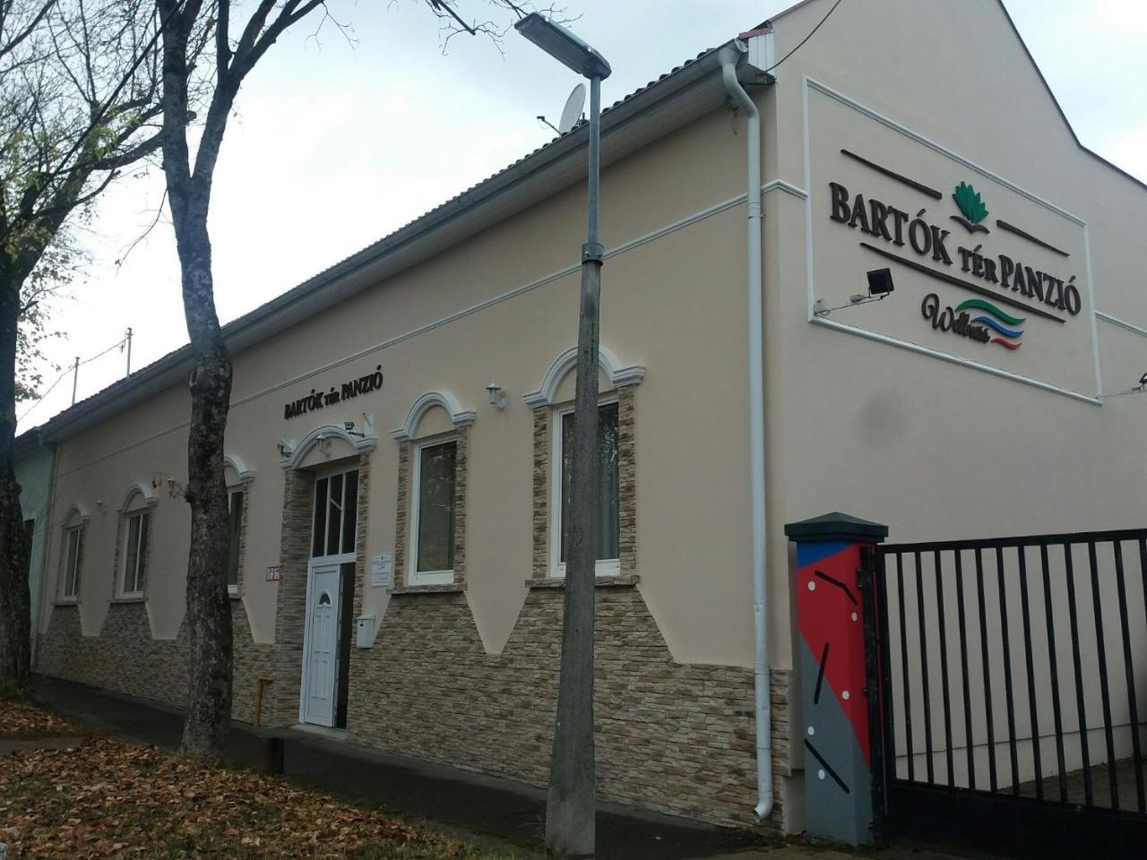 Bartok Ter Panzio Bed & Breakfast Eger Luaran gambar